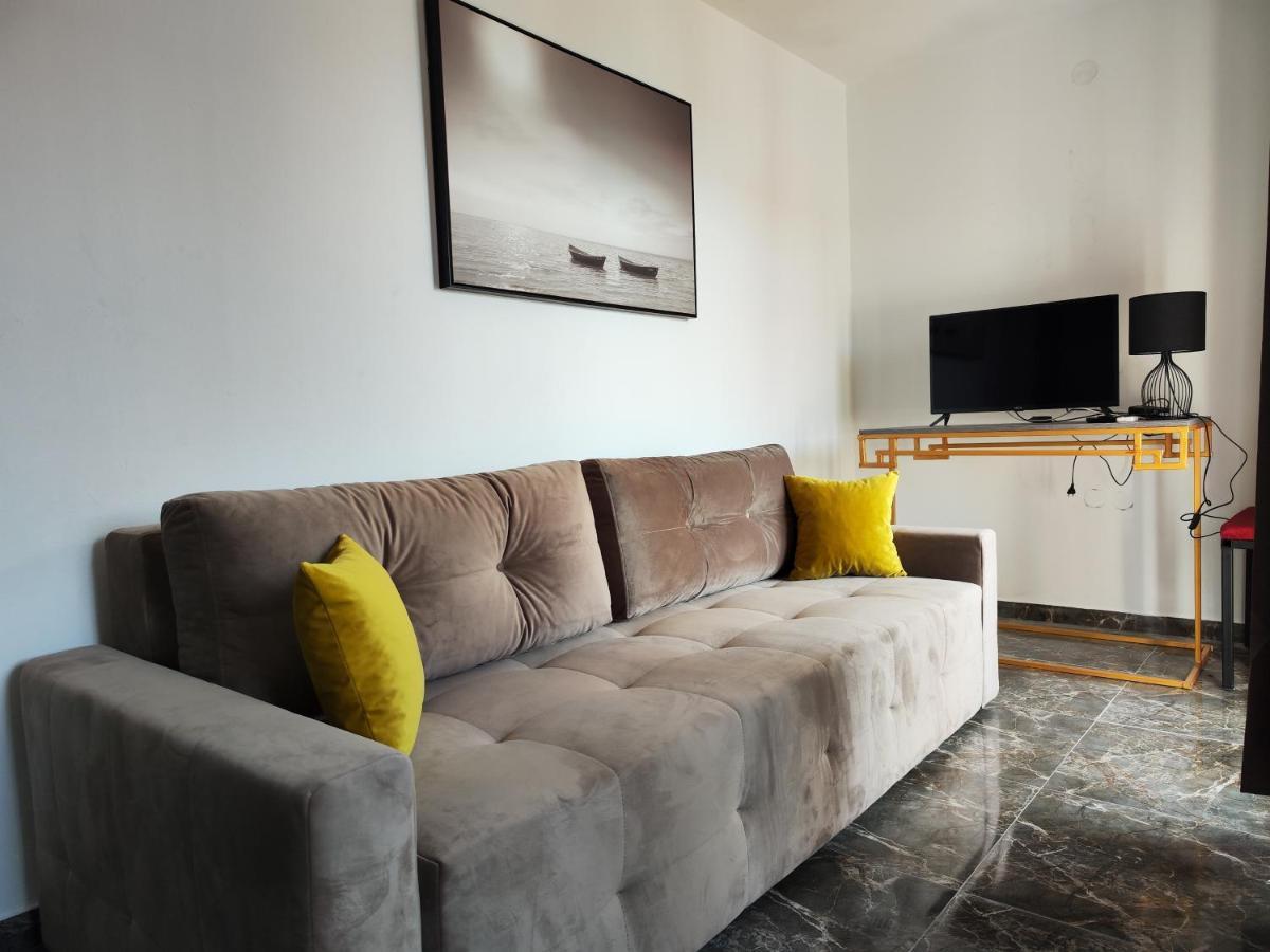 Apartments Orhidelia 奈维斯 外观 照片